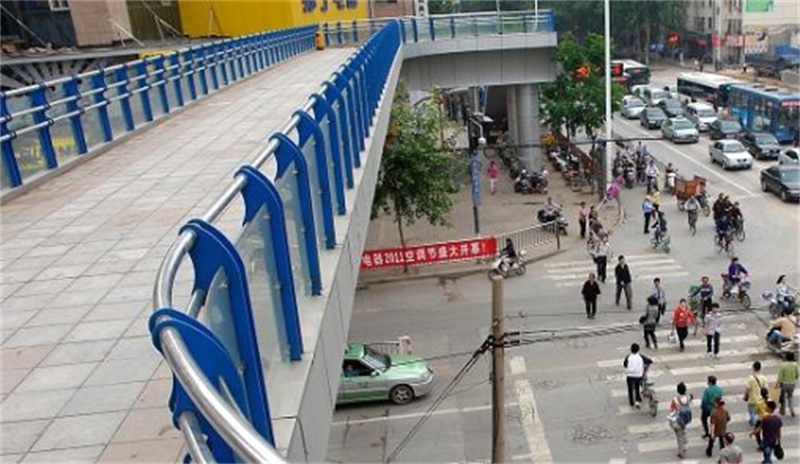 天桥护栏