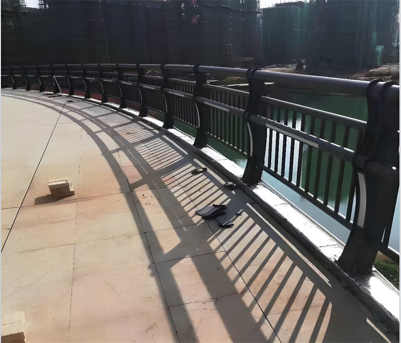 预计短期内灯光护栏市场或将暂稳运行